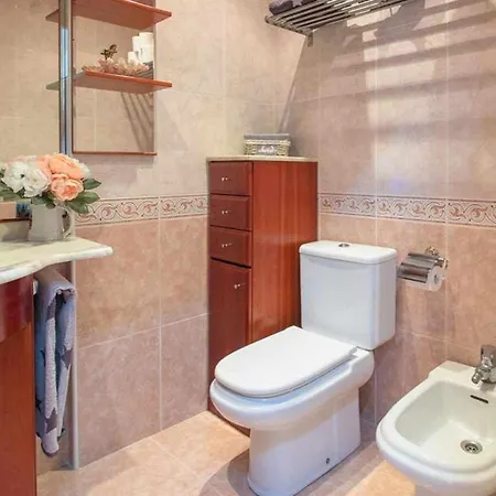 Holiday home Casa Nuria Con Piscina Publica Y Solarium