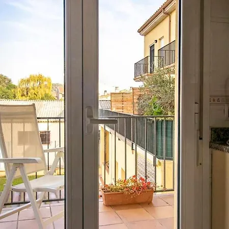 Casa Nuria Con Piscina Publica Y Solarium * Bescano